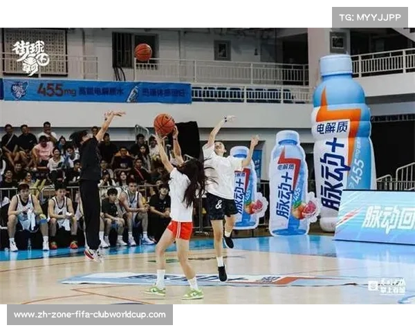 街球霸王赛事激烈 杨政长传助攻孙海清得分 X战队缩小分差至4分